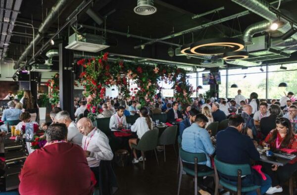 Emirates-Old-Trafford-1