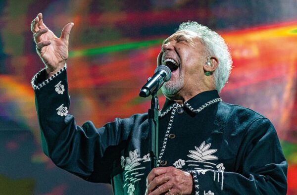 Hampton Court Palace Festival - Tom Jones