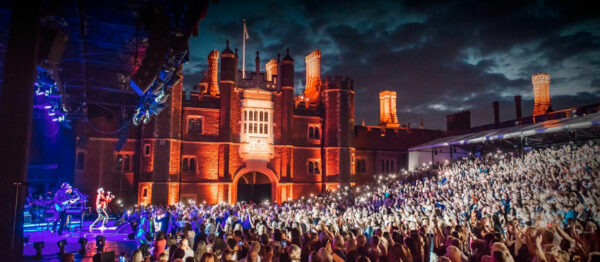 hampton-court-banner