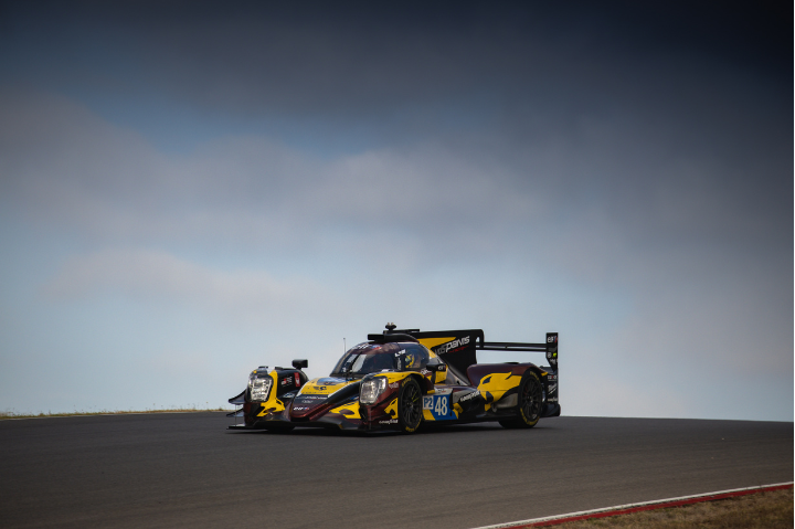 VDS on track at Portiamo - the race that took them to the championship win. 